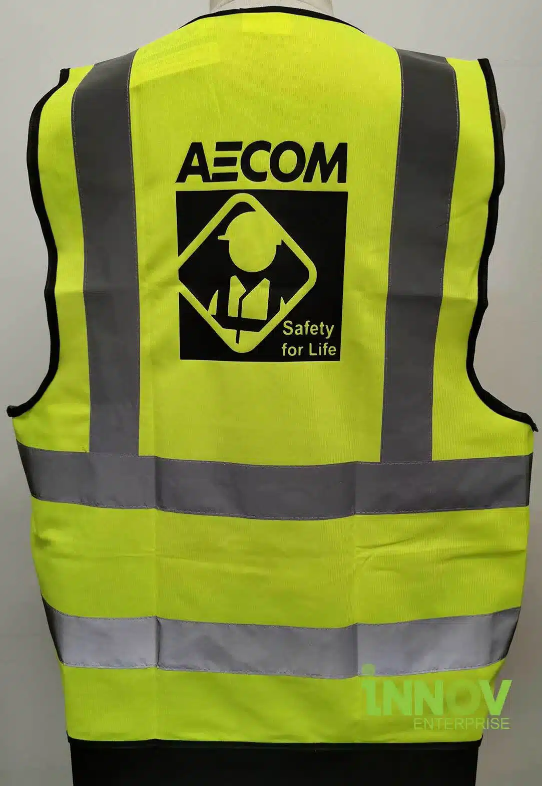 SV01-AECOM-Custom-Printing-Singapore-Innov-Back-View